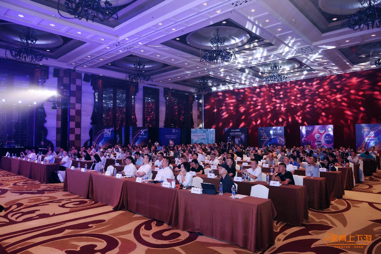 速进，这份《2023-2024中国家具涂料发展趋势&middot;年度报告》请查收！