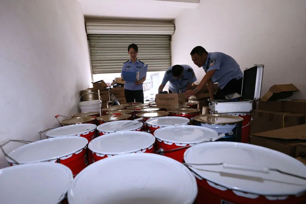 安徽警方破获跨省销售假冒立邦品牌油漆案，涉案金额60余万元