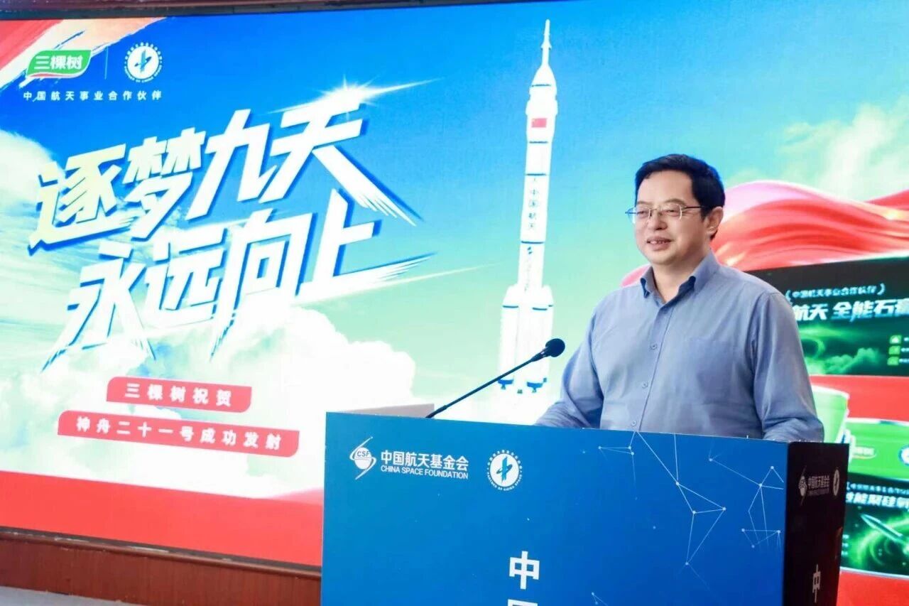 8ea61cd74820262efc4de821355bd79c.jpg 微信图片_2025-11-04_102203_318.jpg