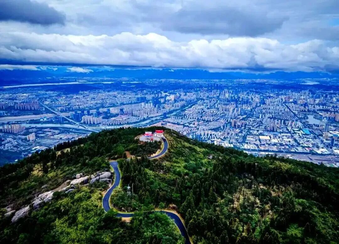 9ee7fe92c13cf4a720af58ccd3534086.jpg 微信图片_2025-11-06_112011_042.jpg