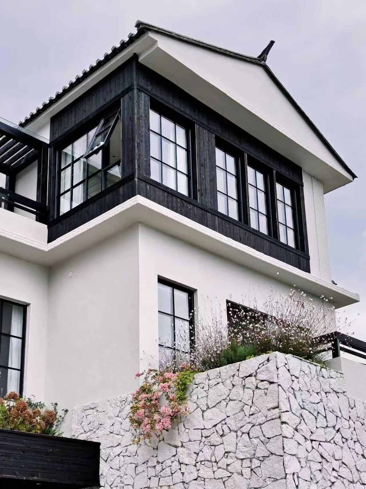 多乐士&ldquo;朗境&rdquo;别墅外墙样板房征集投票落幕，乡墅美学热潮引全民关注