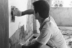 昔日吸毒仔 如今和毒品了断组建起涂料队当队长