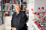 大国脊梁――赵忠贤屠呦呦获2016年国家最高科技奖！