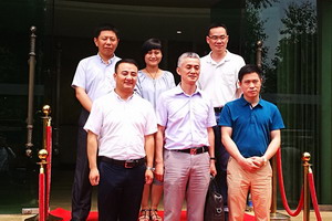 华浔装饰全面考察美涂士集团 升华墙面应用 共创品味家居！