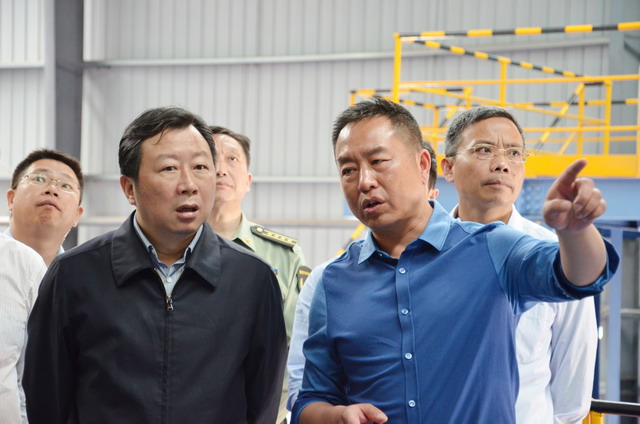 咸宁市拉练检查团一行到武汉仕全兴参观调研