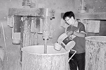 白建宏：家庭作坊走出的&ldquo;涂料大王&rdquo;