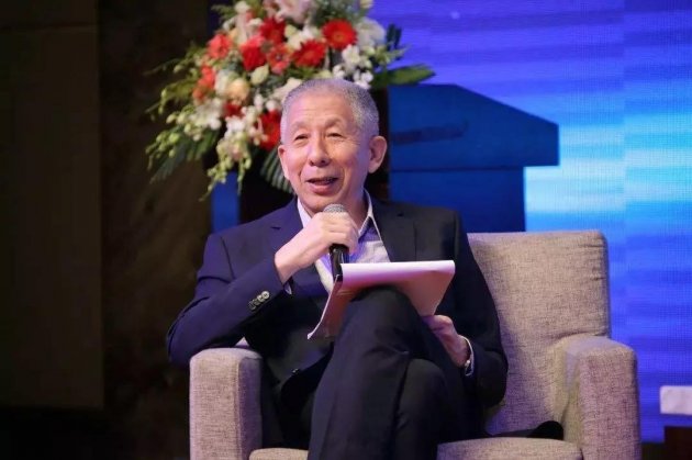 【视频】施青林献计涂料经销商：坚持一下，否极泰来