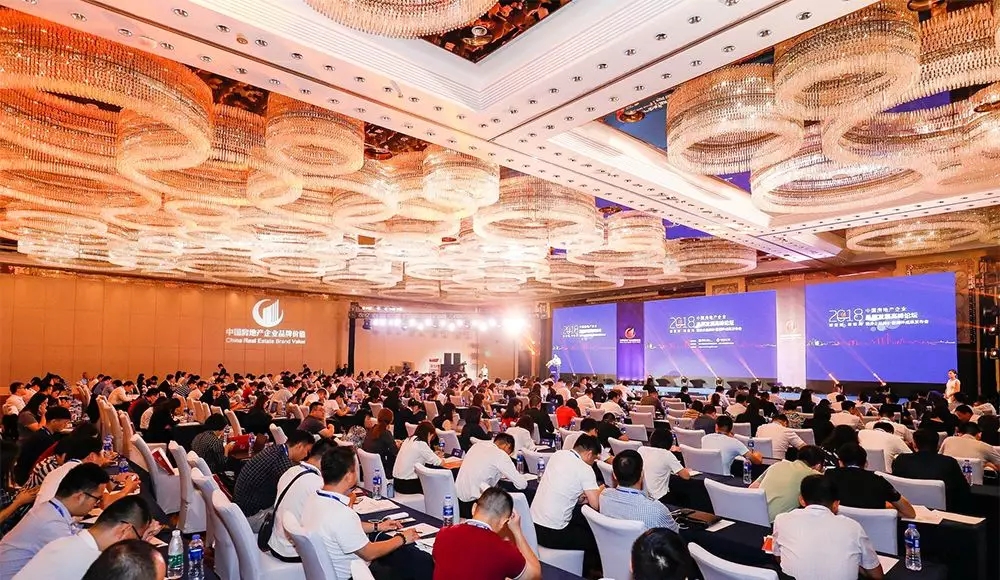 三棵树、亚士创能、久诺、集泰化工等荣获2018中国房地产供应商系