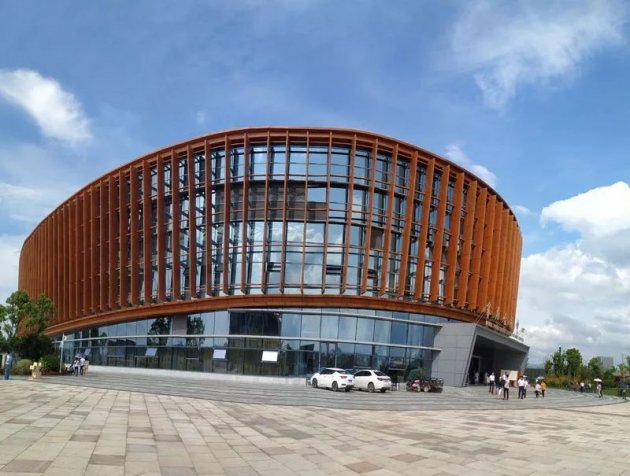 与国内外行业大咖，共同见证博士家居全产业链制造实力！